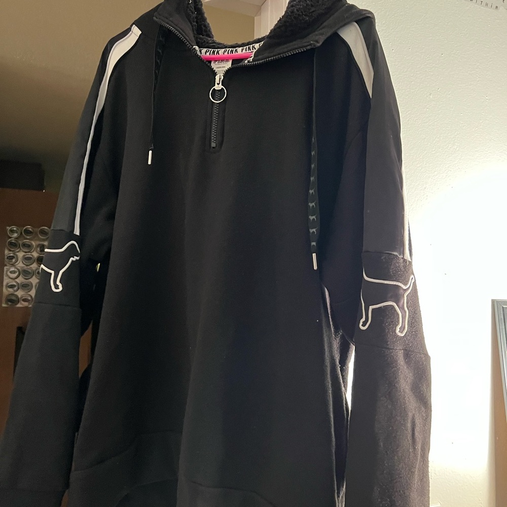 Black with white accent Victoria Secret Pink Sherpa hoodie